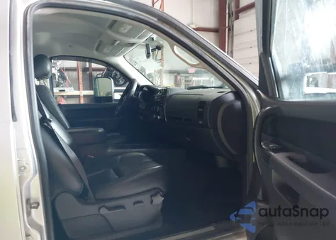 2013 Chevrolet Silverado 1500 Lt z USA, uszkodzony, nr VIN 3GCPKSE73DG213570